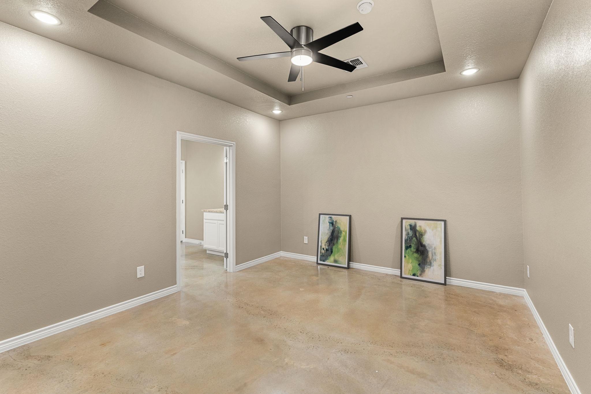 408 W Avenue C None Property Photo 14