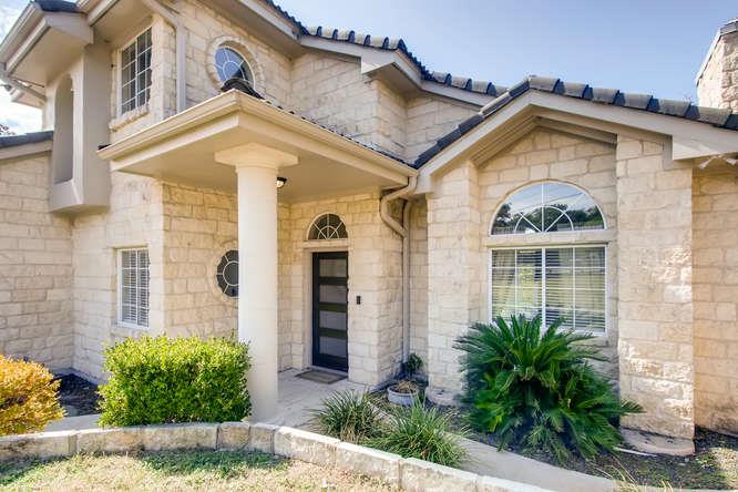 400 Canyon Rim Dr Property Photo 4