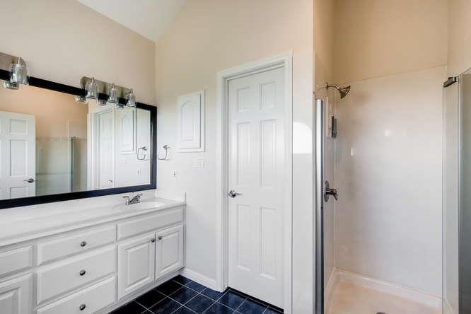 400 Canyon Rim Dr Property Photo 18