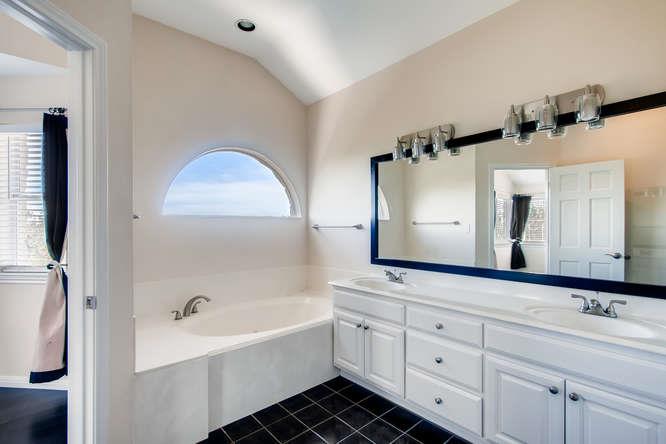 400 Canyon Rim Dr Property Photo 19