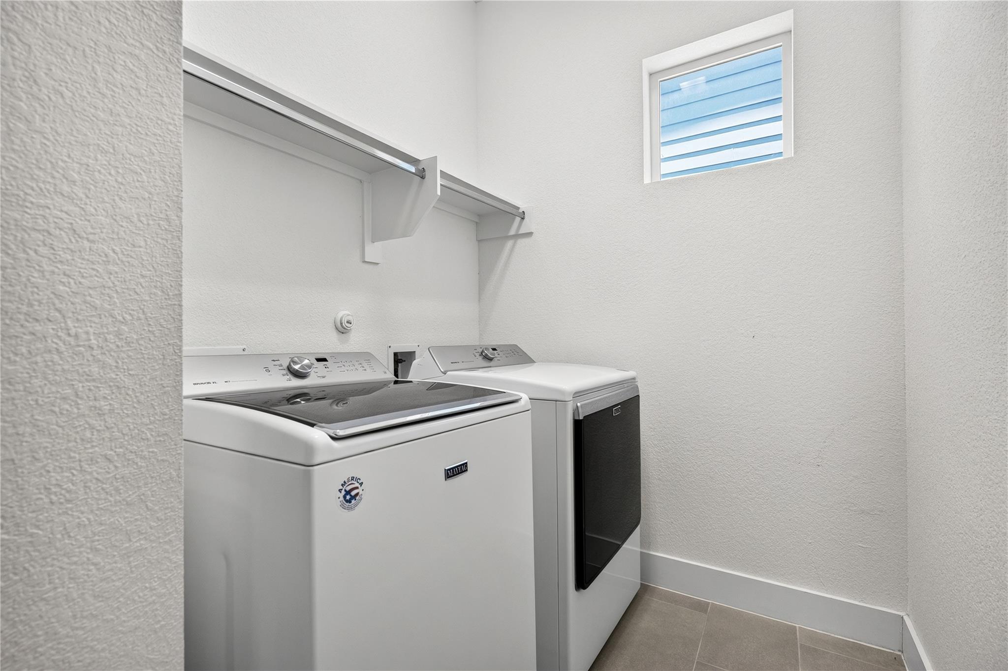 6105 Florencia Ln Property Photo 17
