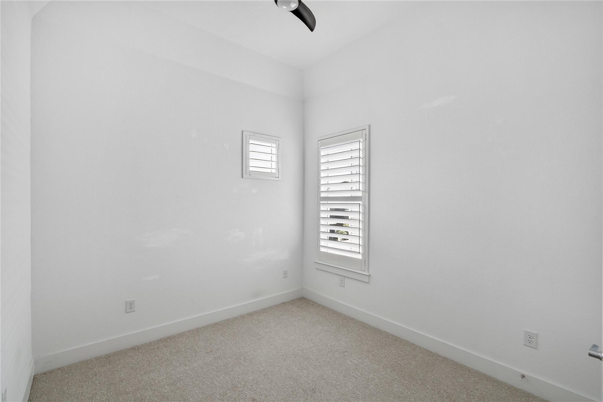 6105 Florencia Ln Property Photo 20