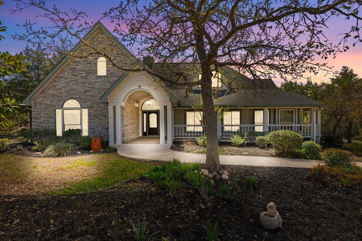 187 Stephen F Austin Blvd Property Photo 1