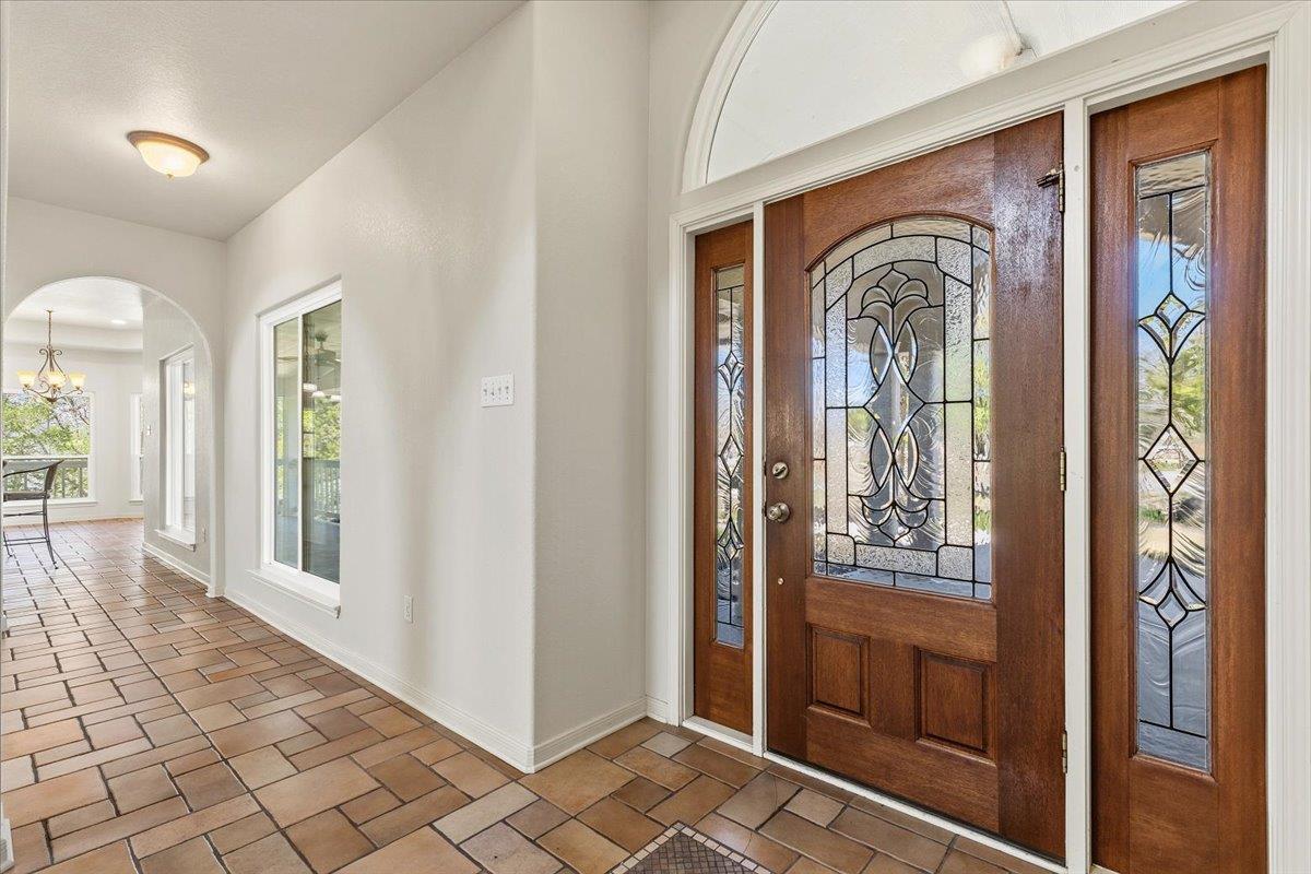 187 Stephen F Austin Blvd Property Photo 6