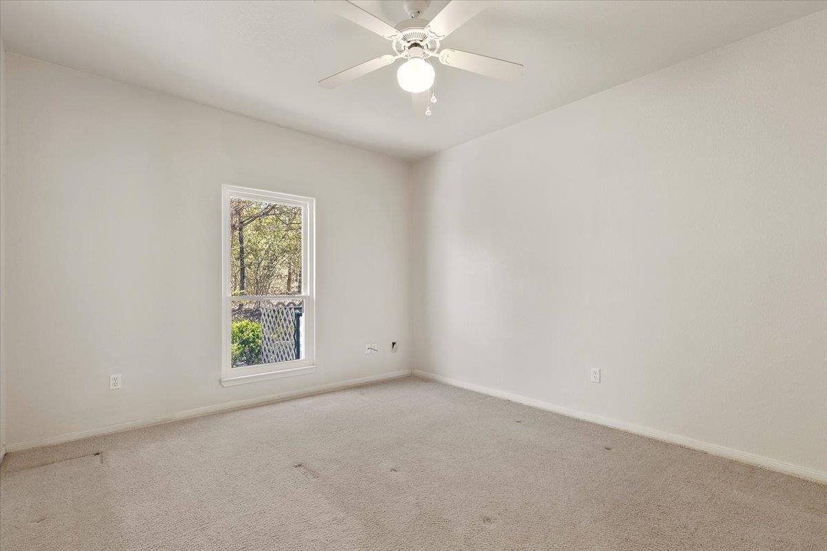 187 Stephen F Austin Blvd Property Photo 20