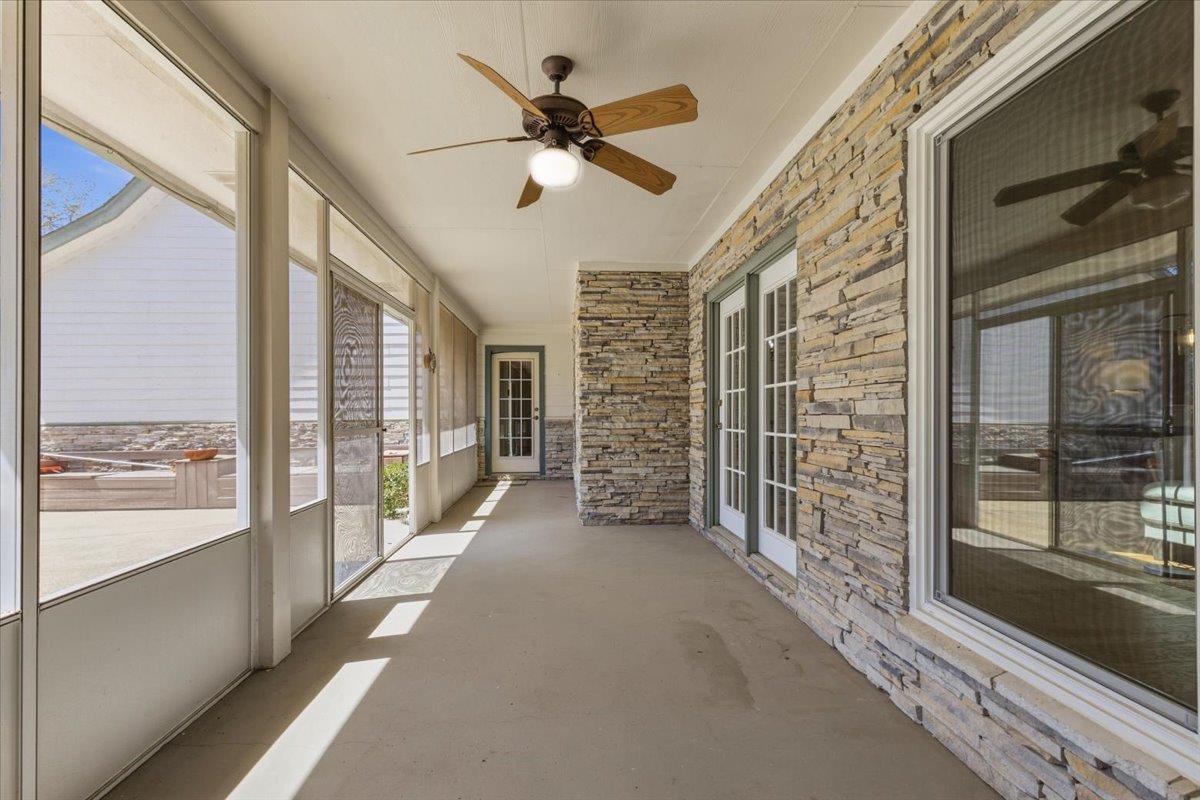 187 Stephen F Austin Blvd Property Photo 25