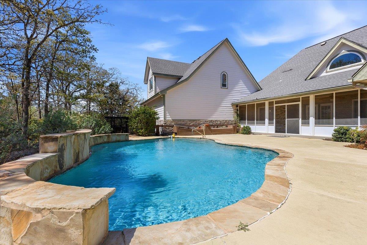 187 Stephen F Austin Blvd Property Photo 27