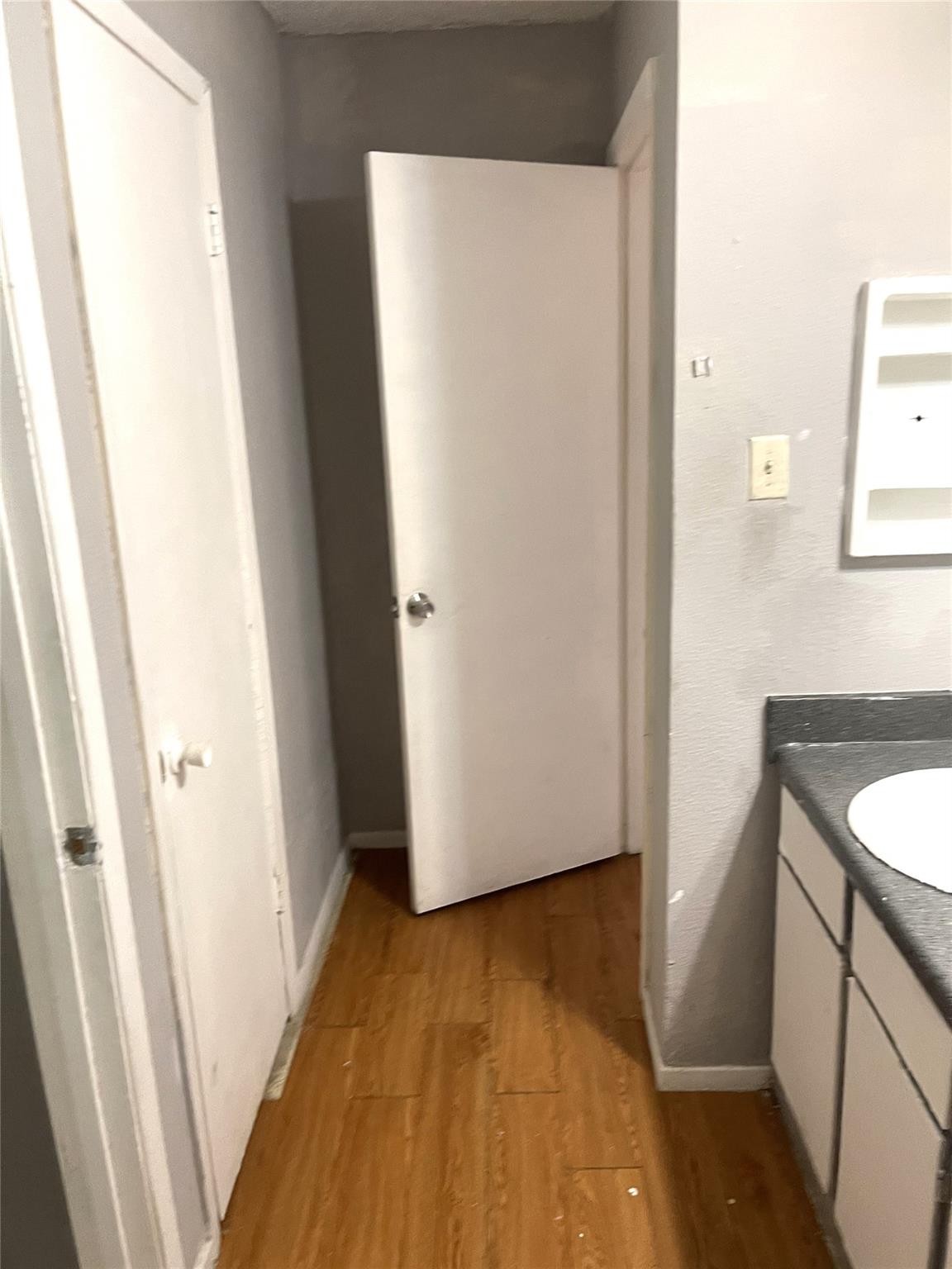 1902 West Loop #b-1 Property Photo 13