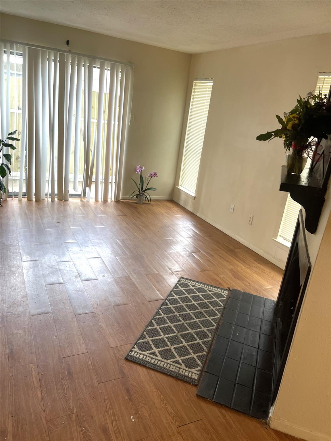 1902 West Loop #b-1 Property Photo 21