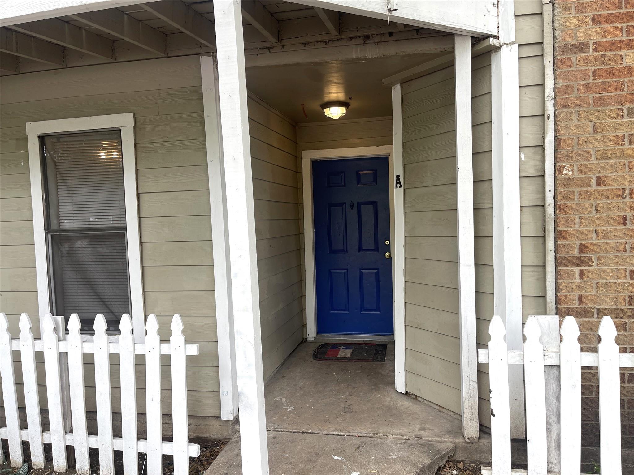 1902 West Loop #b-1 Property Photo 22