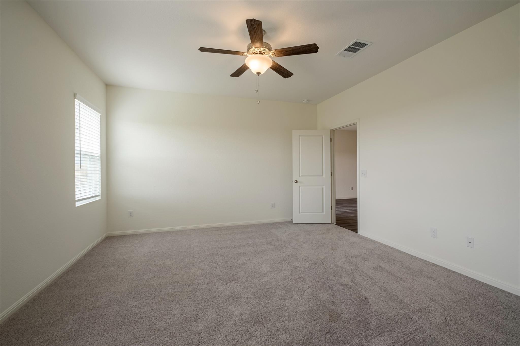391 Wren Ln Property Photo 13