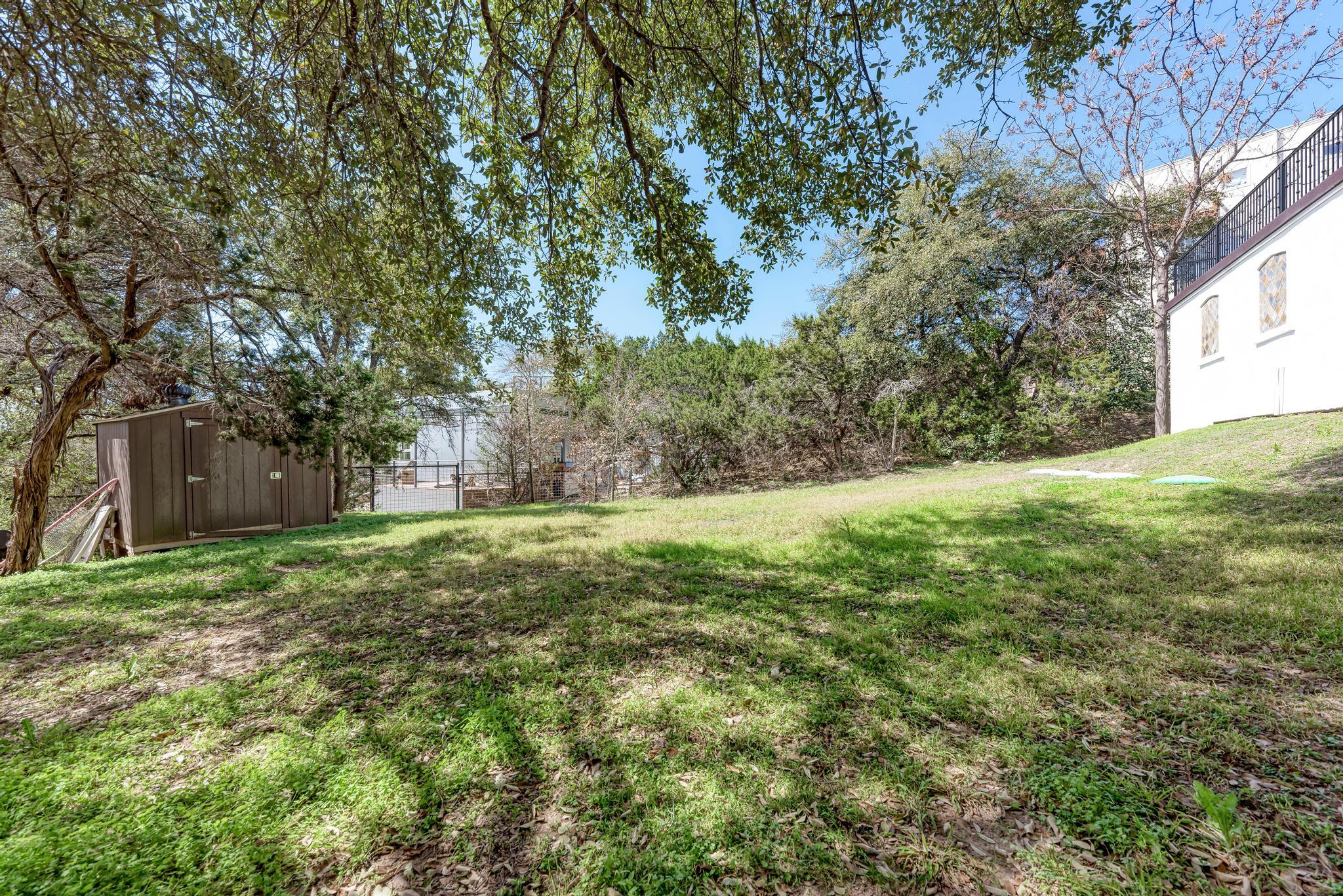 13803 Lake View Dr Property Photo 37