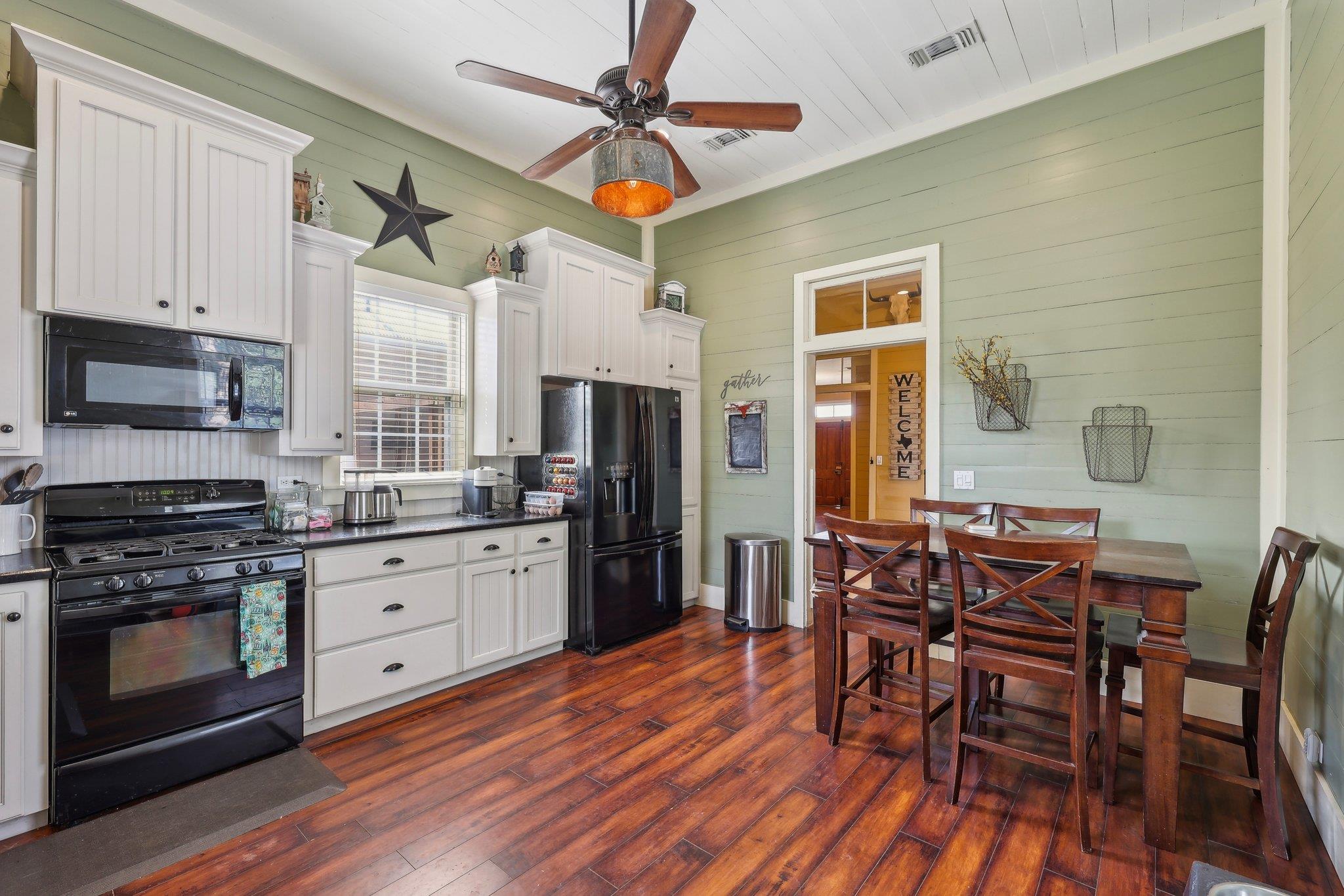 1200 County Road 211 None Property Photo 9