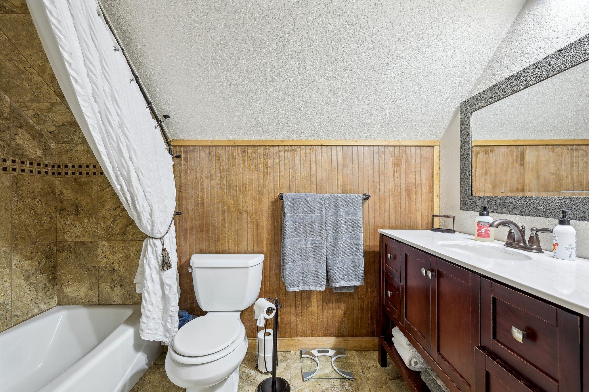 1200 County Road 211 None Property Photo 27