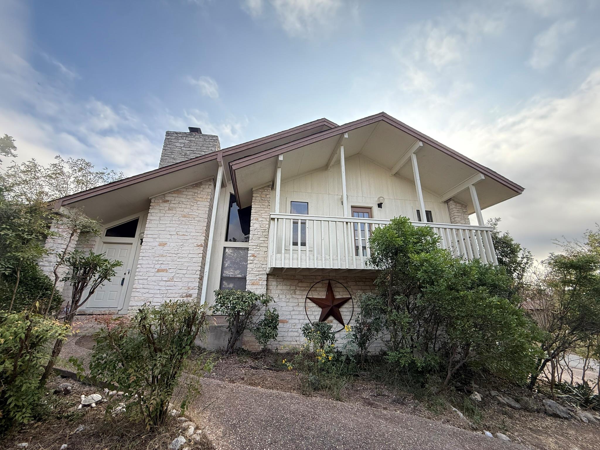 203 Blue Ridge Trl Property Photo 1