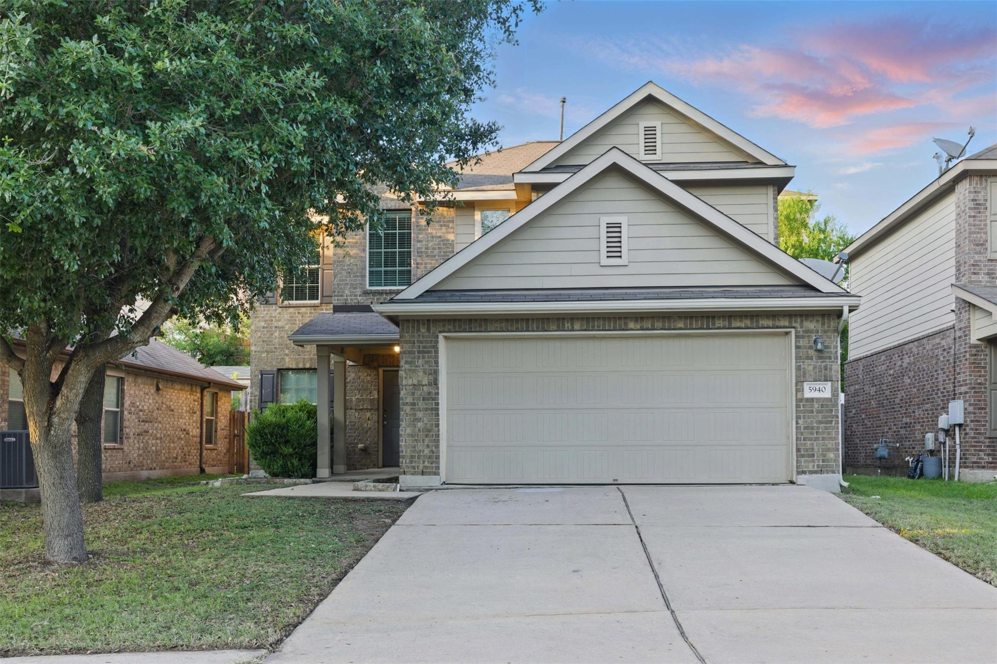 5940 Silver Screen Dr Property Photo