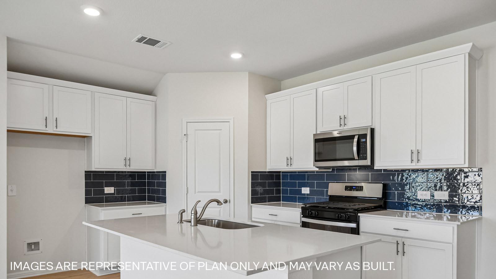 20245 Sinema Way Property Photo 6