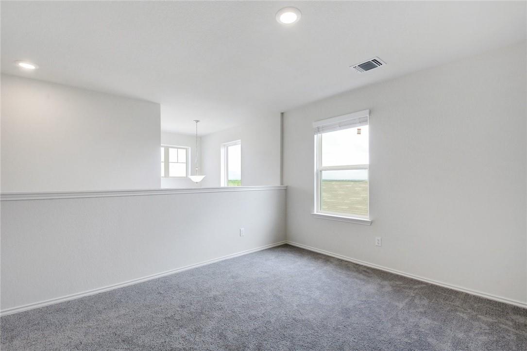 121 Nettletree Dr Property Photo 13