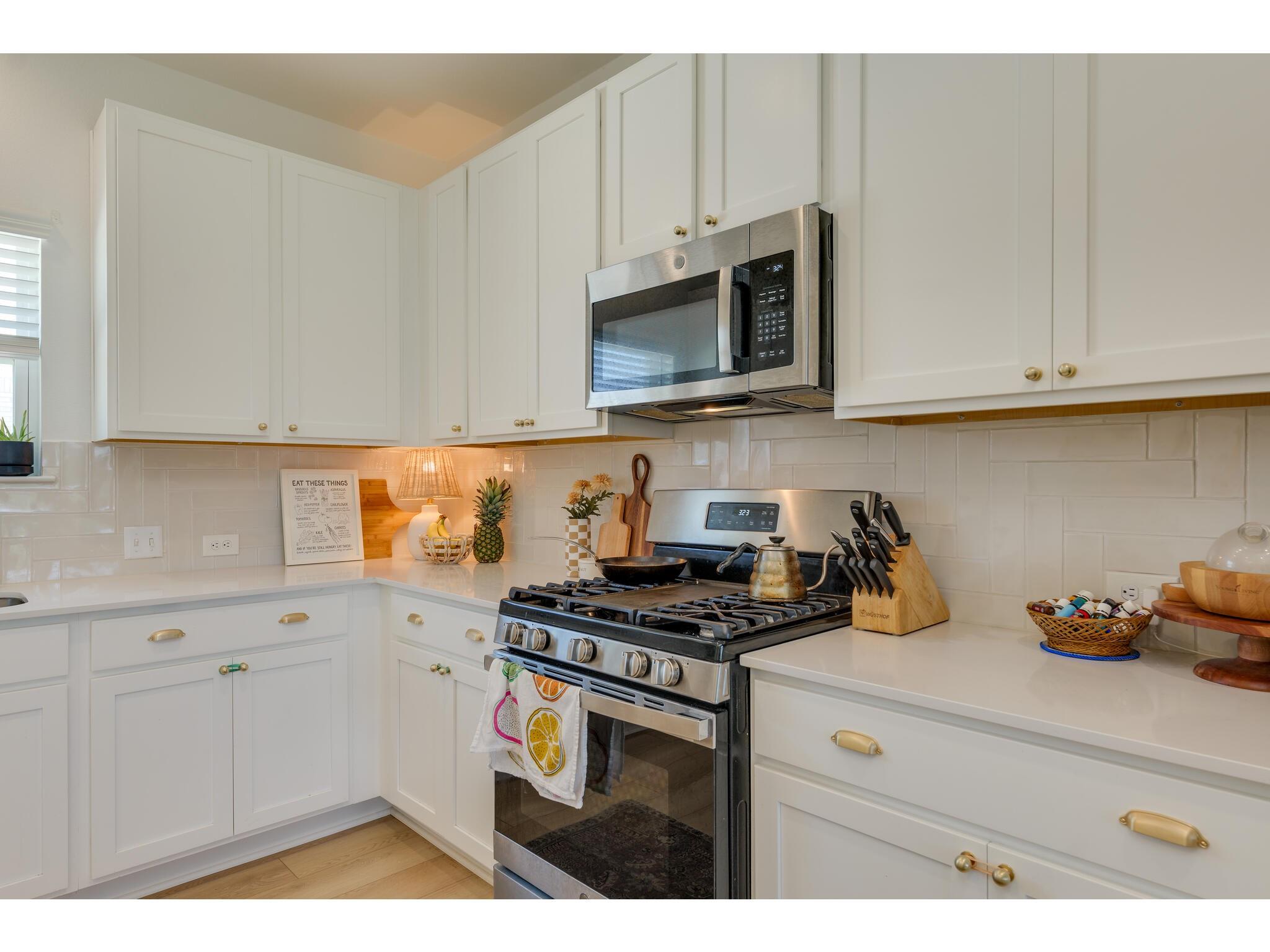 8801 Looksee Ln Property Photo 8