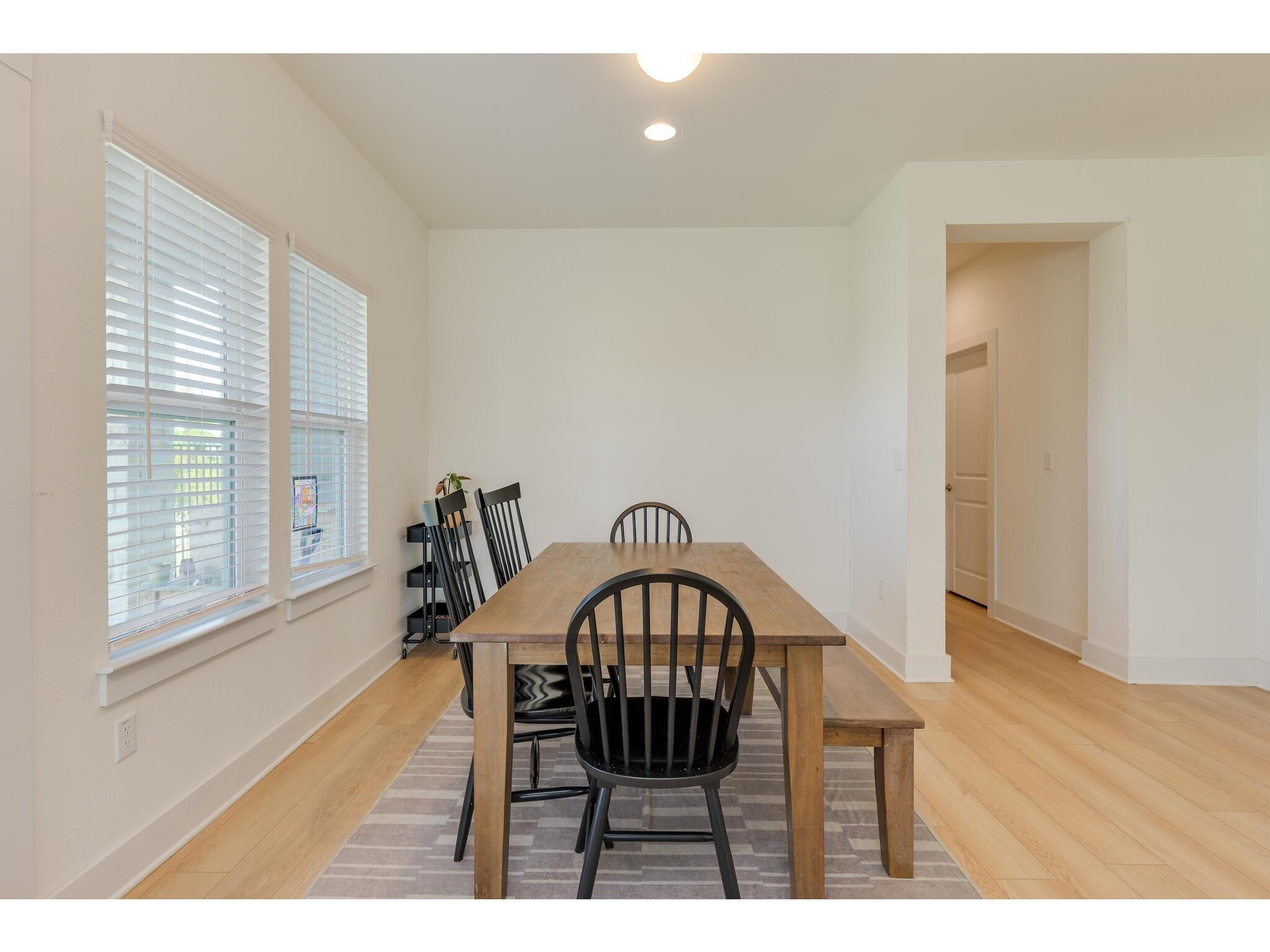 8801 Looksee Ln Property Photo 10