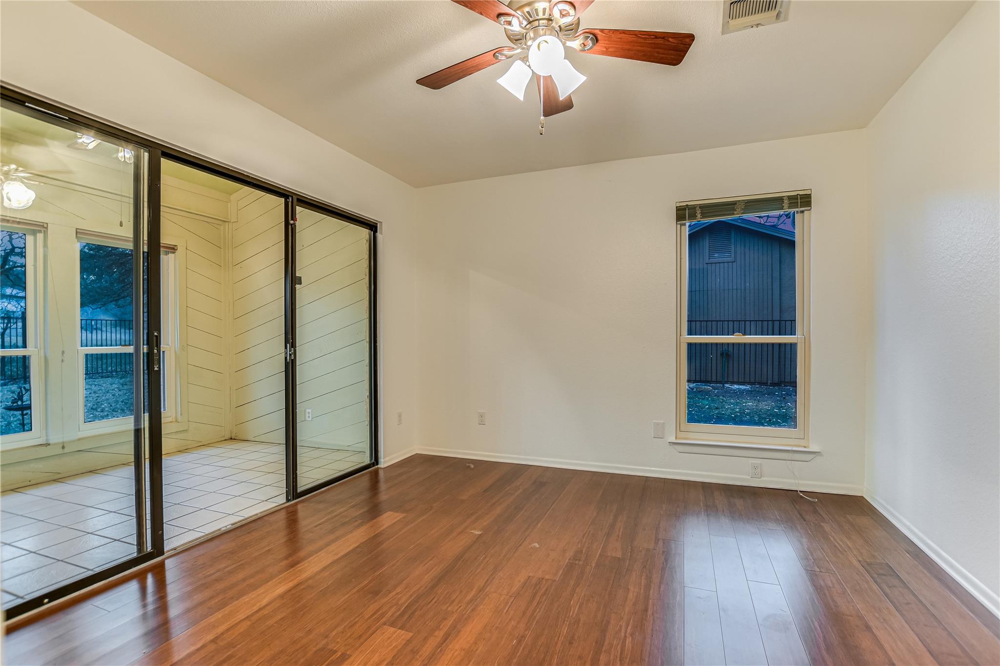 204 Blue Ground None Property Photo 17
