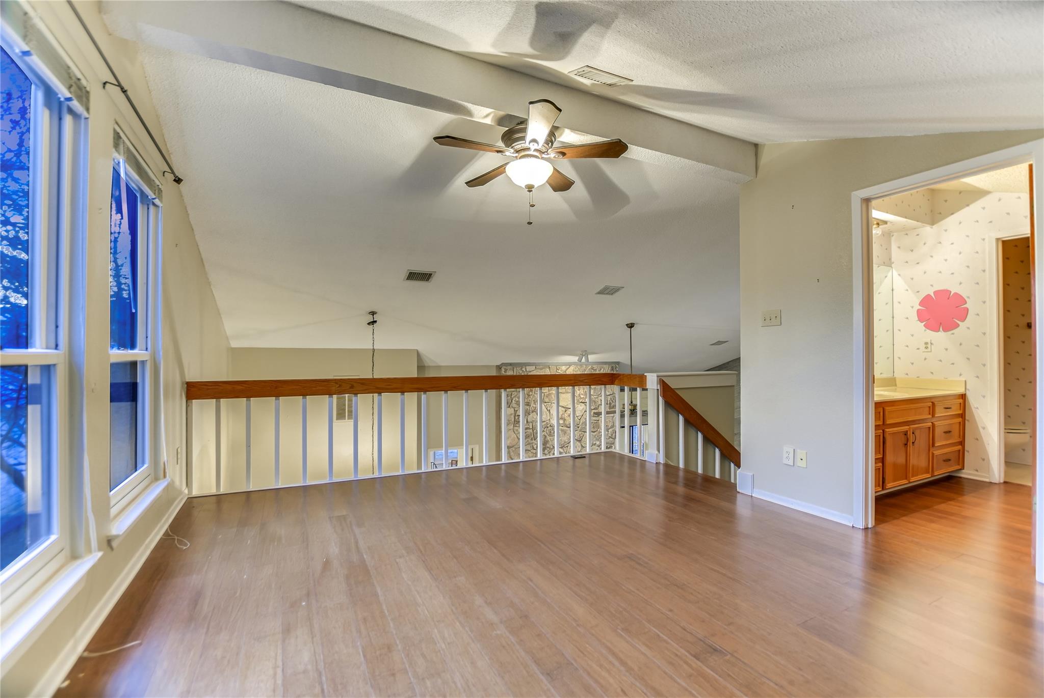 204 Blue Ground None Property Photo 24