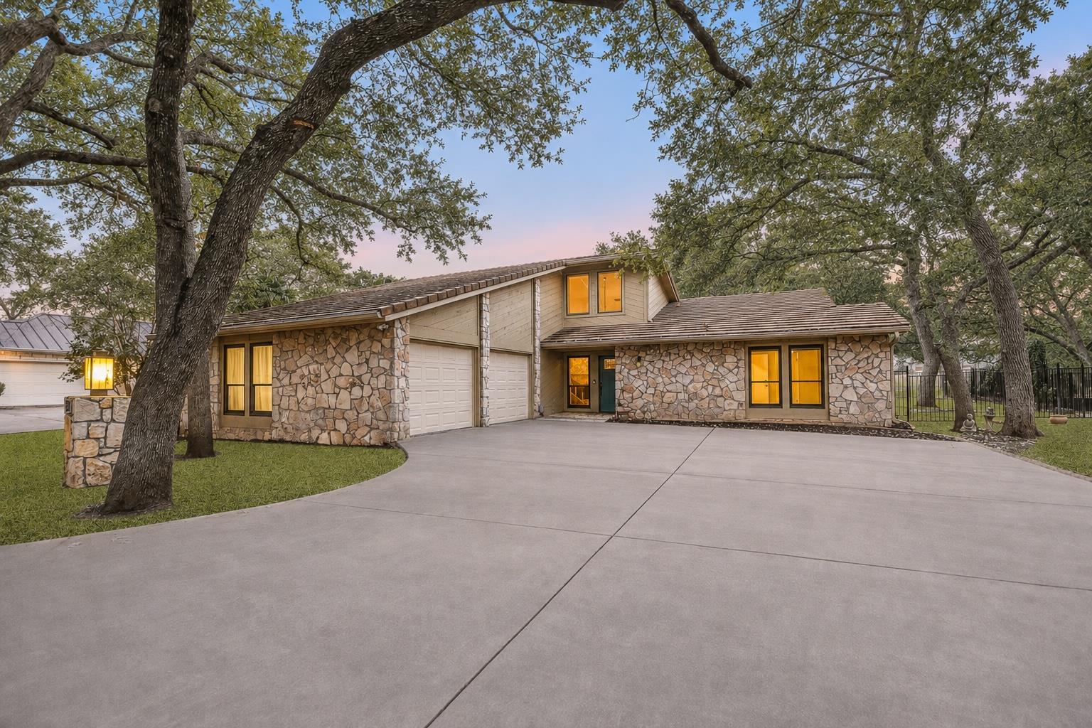 204 Blue Ground None Property Photo 27