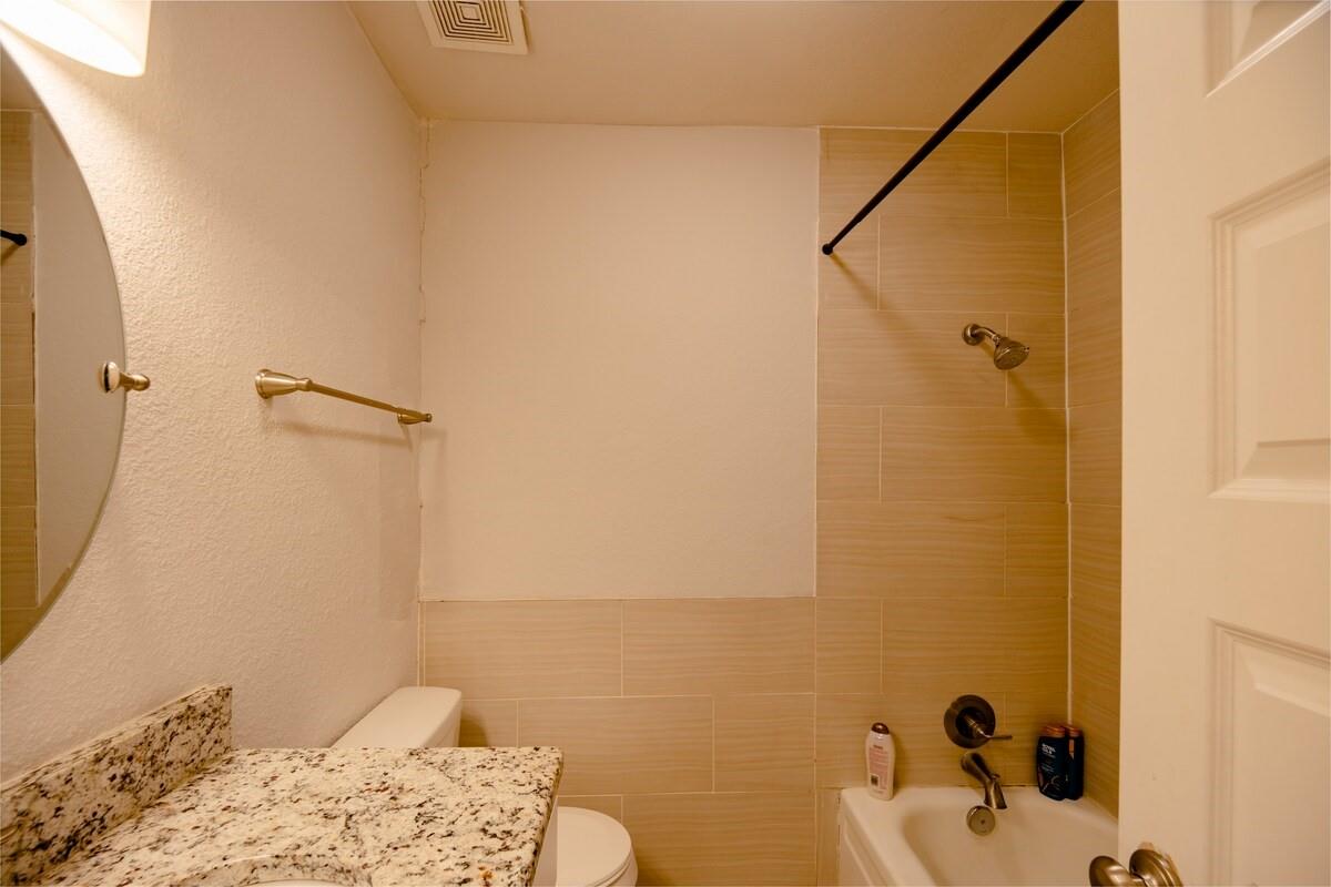 2603 Parker Ln B Property Photo 15