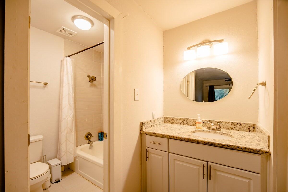 2603 Parker Ln B Property Photo 26