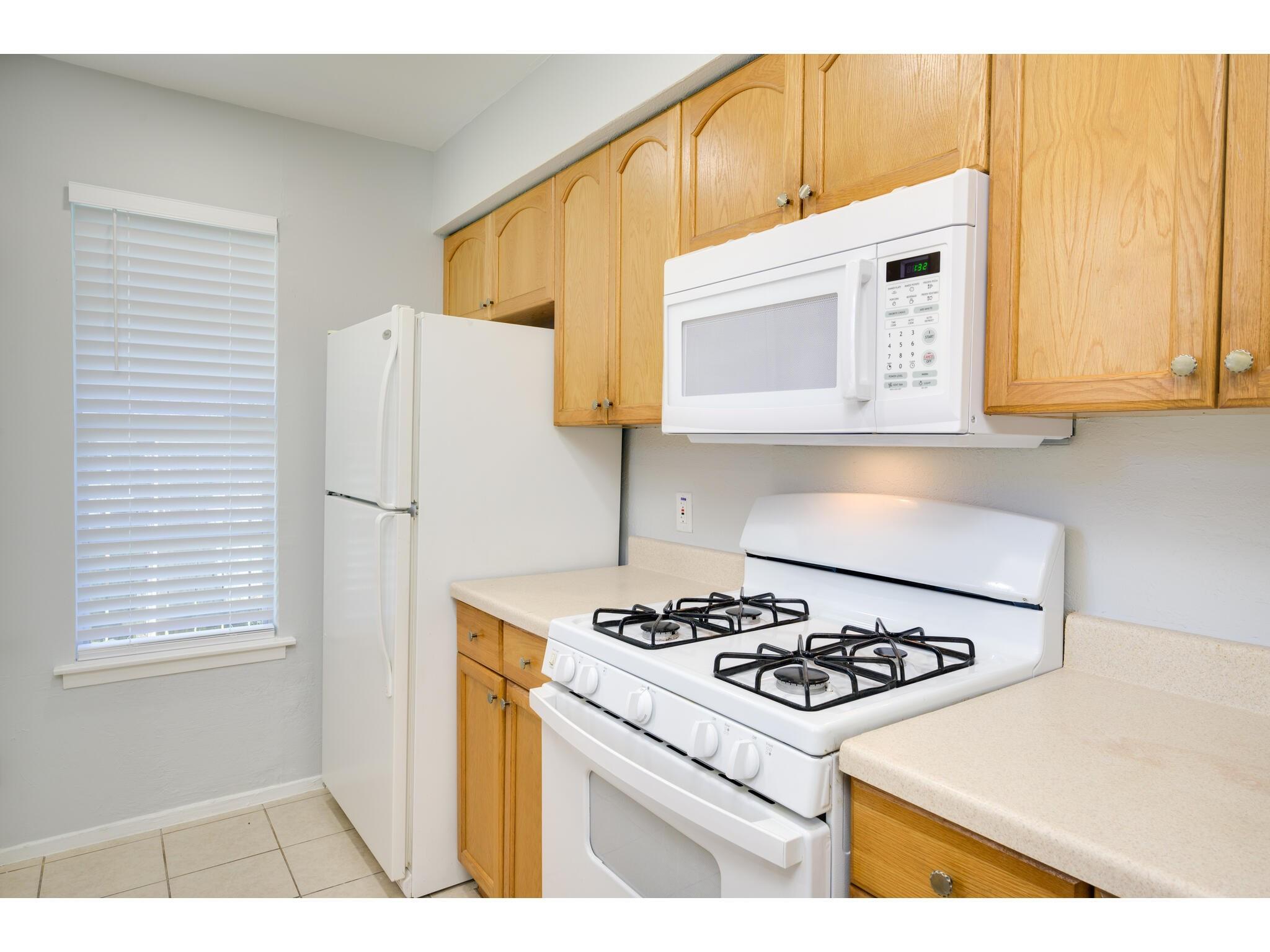 2104 Magazine St Property Photo 10