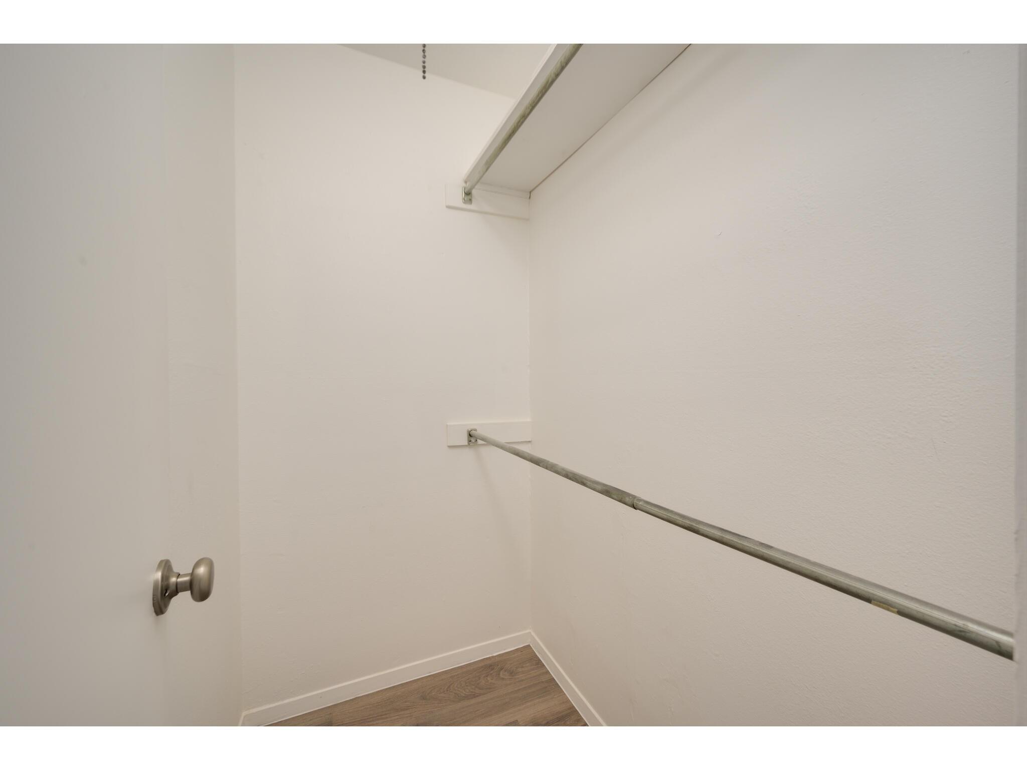 2104 Magazine St Property Photo 17