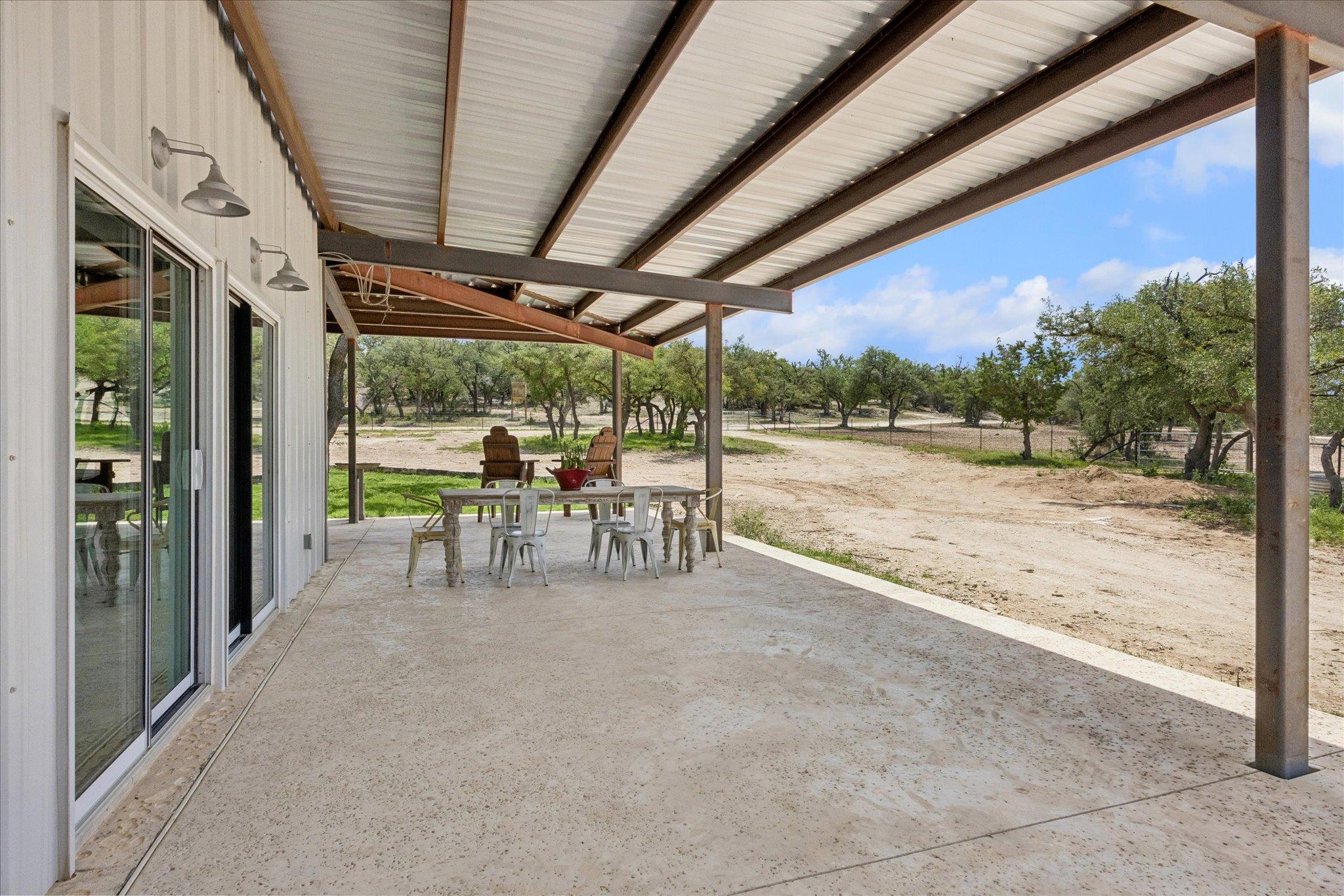 6411 W Fitzhugh Rd Property Photo 21