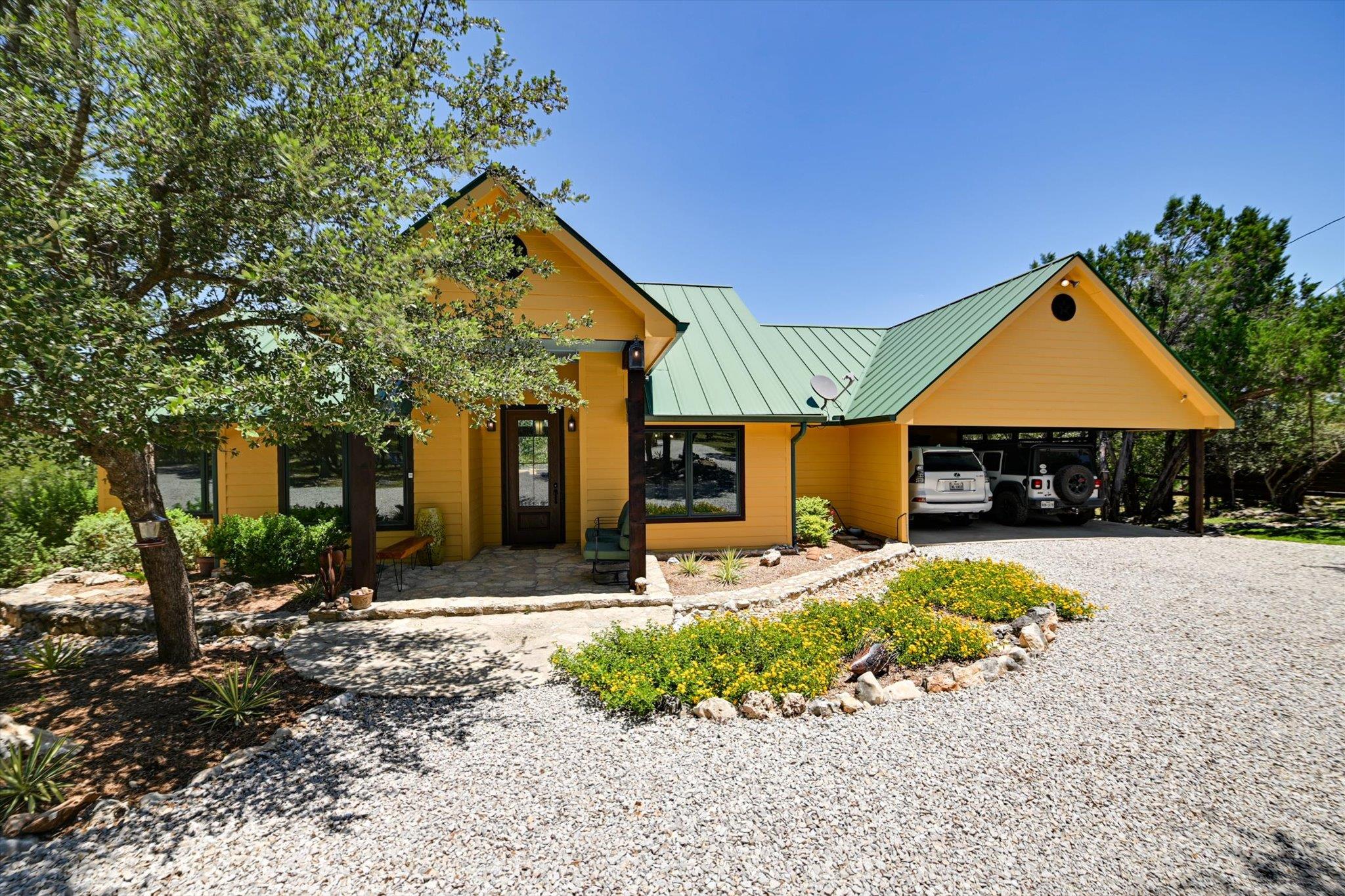 24240 Spur Trl Property Photo 2