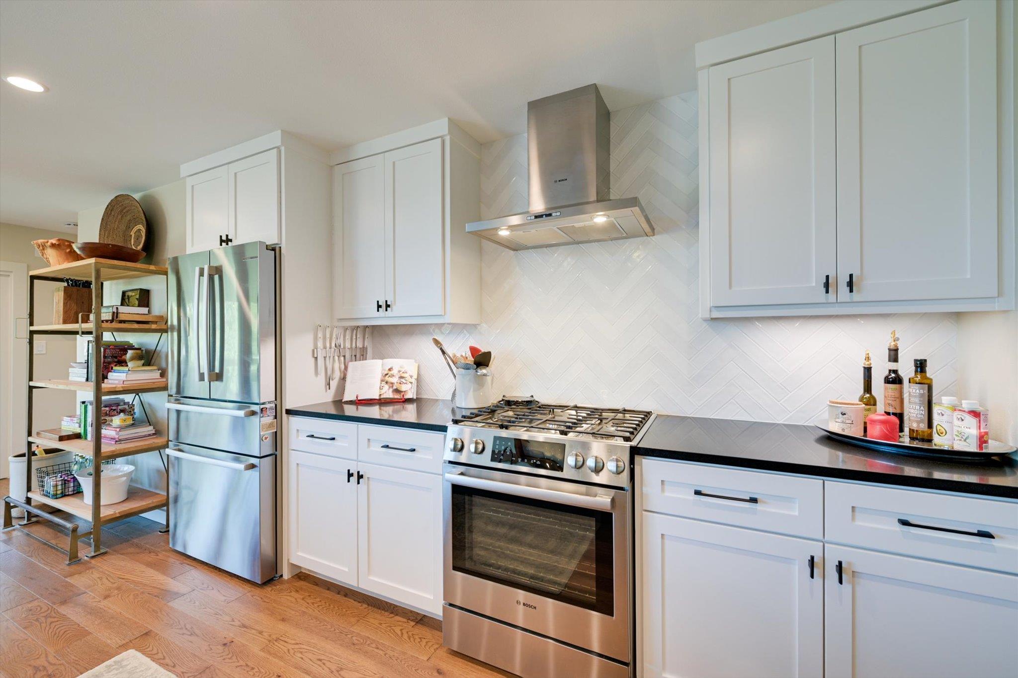 24240 Spur Trl Property Photo 10