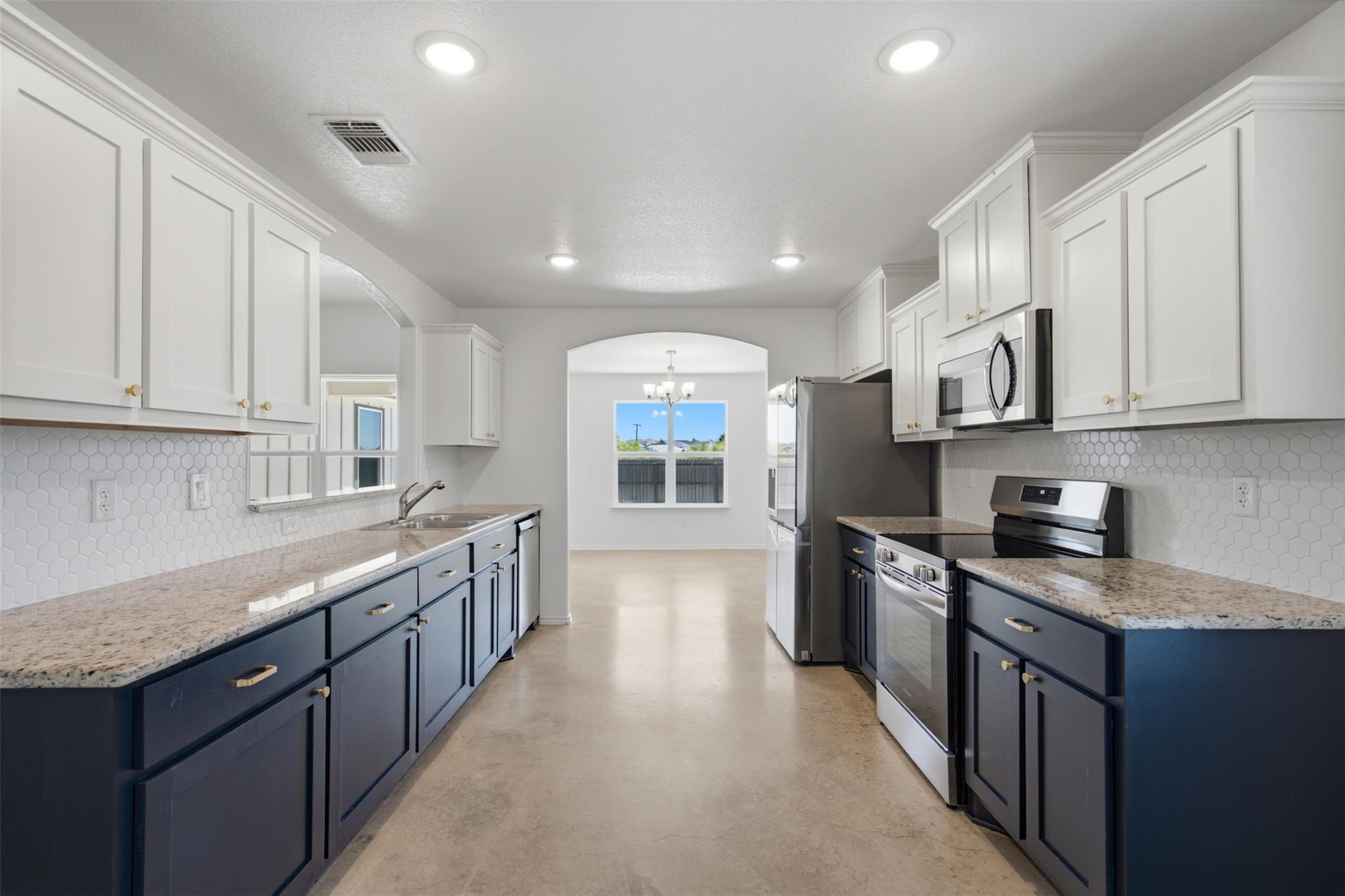6606 Muggle Ave Property Photo 1