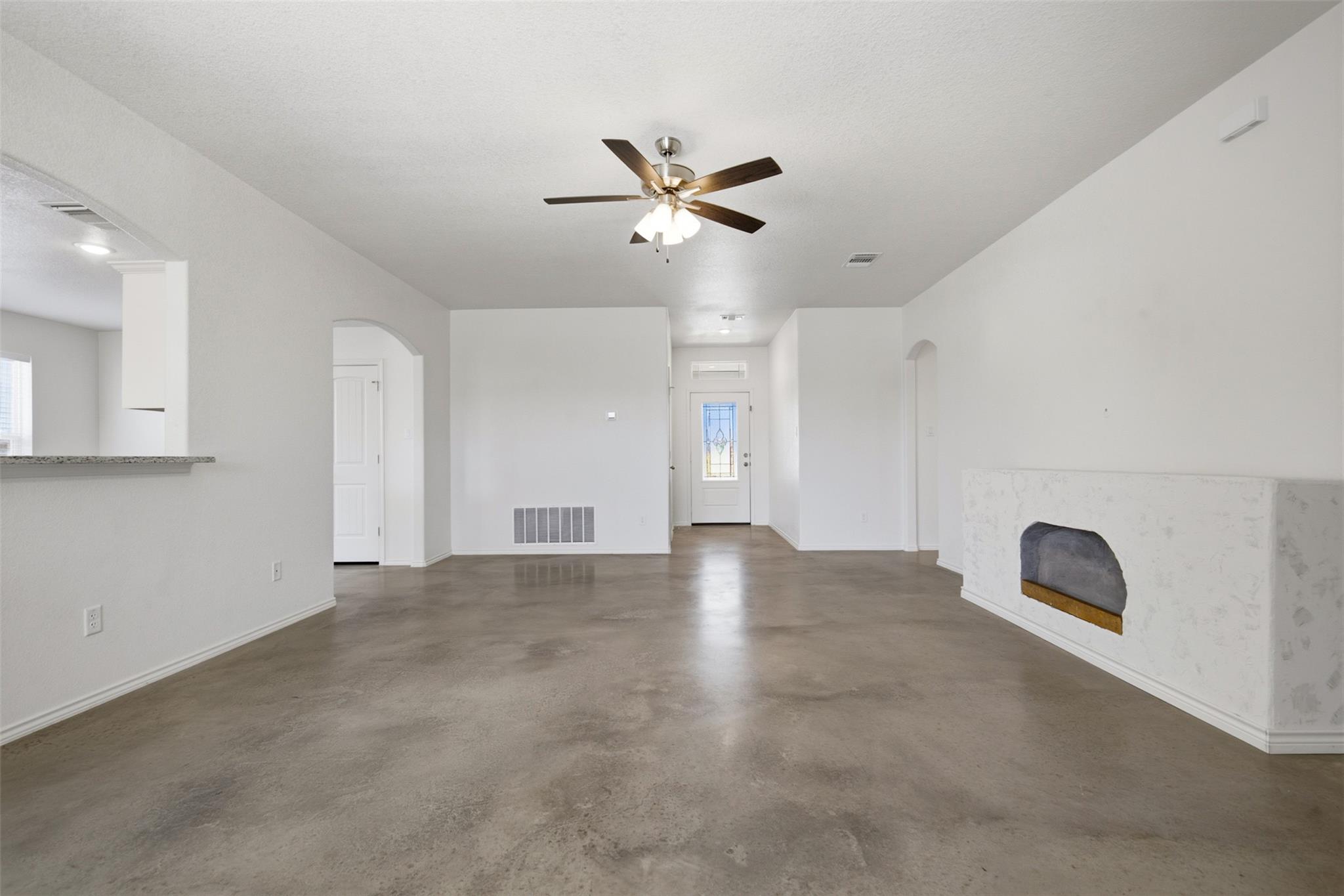 6606 Muggle Ave Property Photo 5