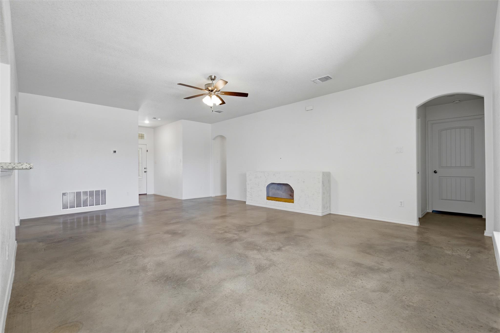 6606 Muggle Ave Property Photo 6