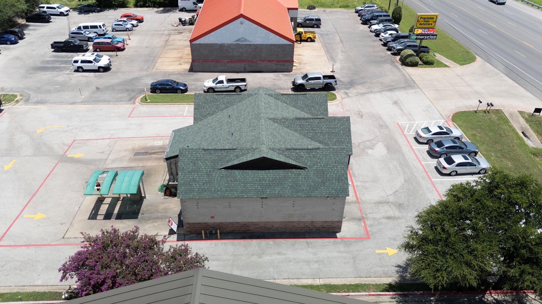 2316 W Pecan St #a Property Photo 4
