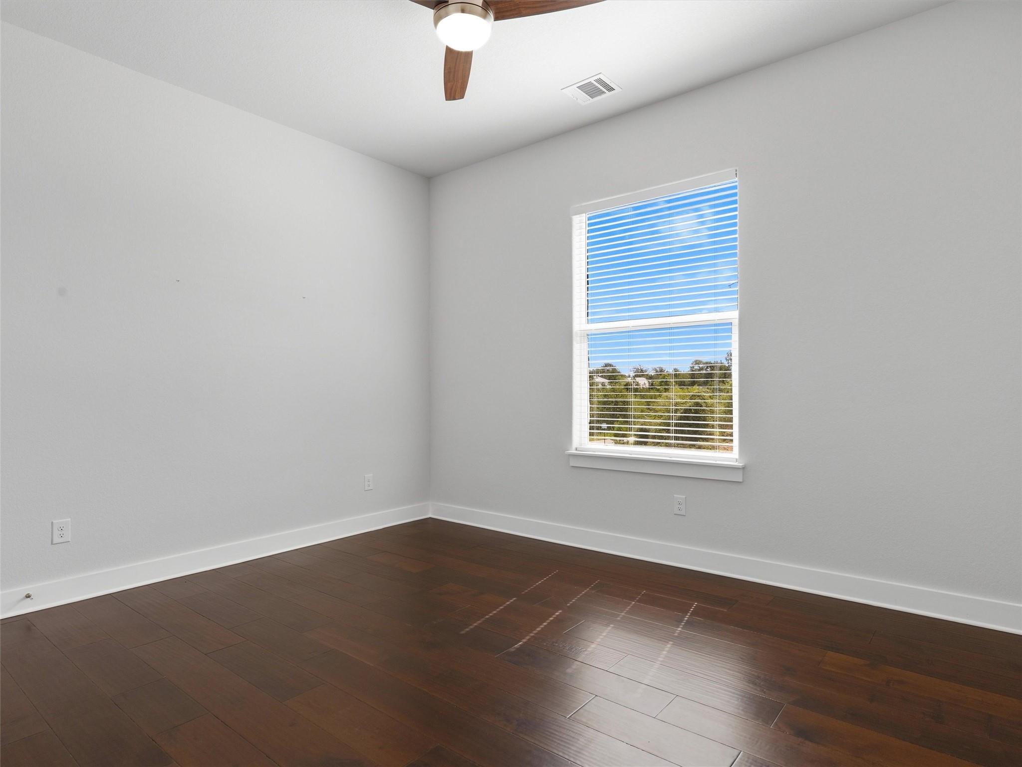 106 Pinecrest Dr Property Photo 12