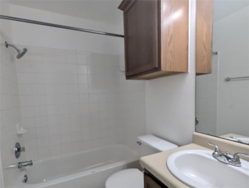 17928 Kenai Fjords Dr 2 Property Photo 14