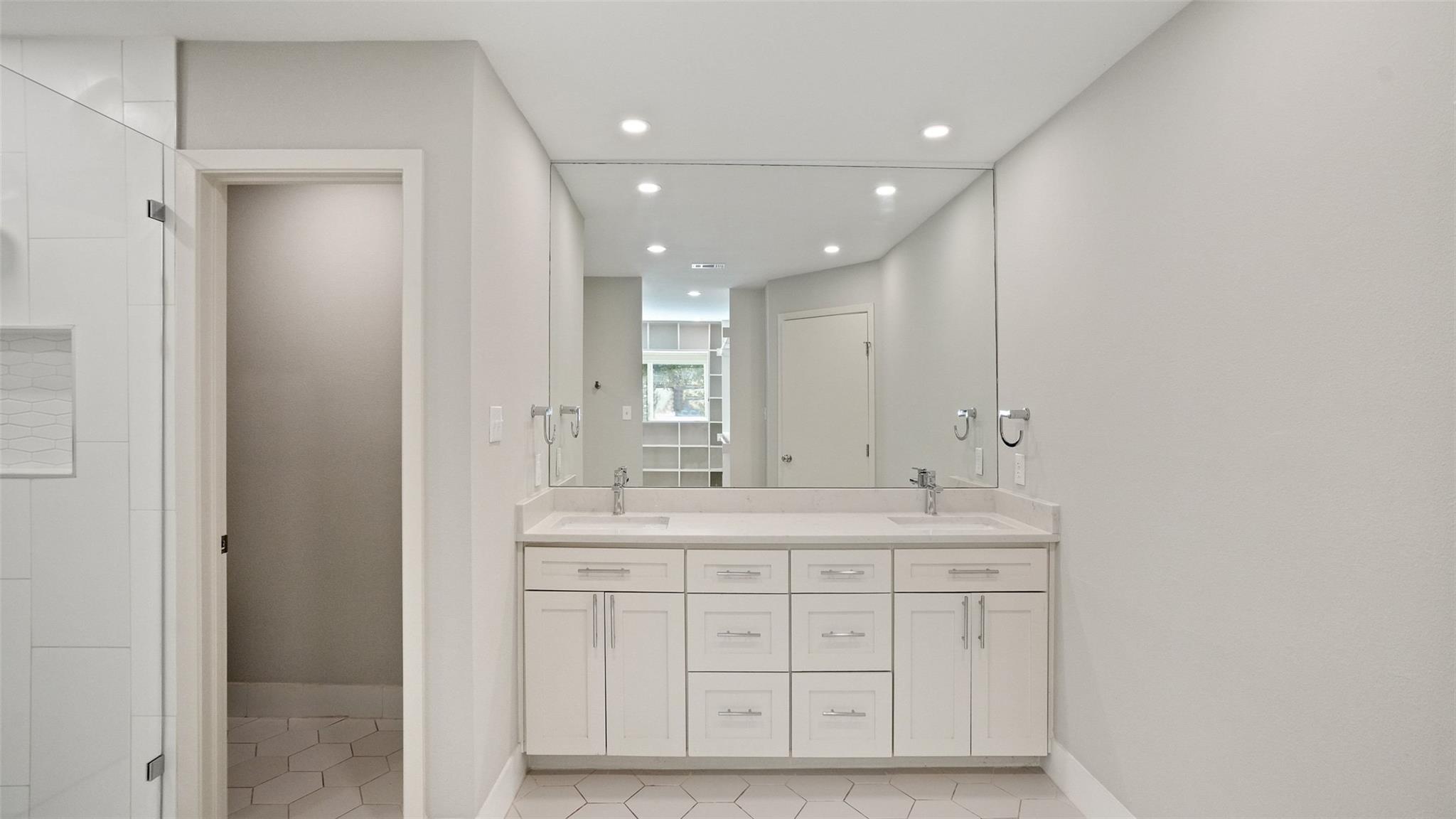 6404 Shoal Creek Blvd Property Photo 23