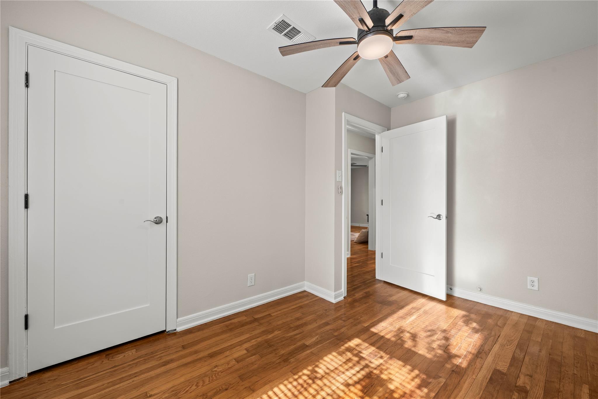 1708 Payne Ave Property Photo 17