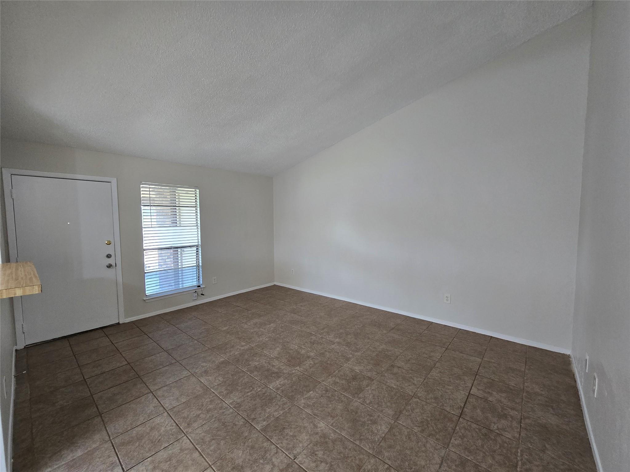 6206 Buffalo Pass #a Property Photo 11