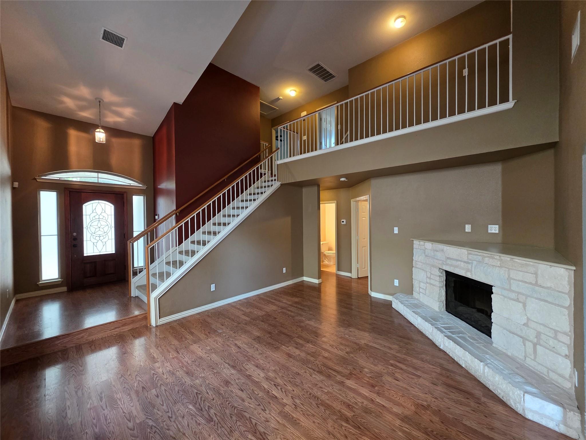 2210 Wilma Rudolph Rd Property Photo 2