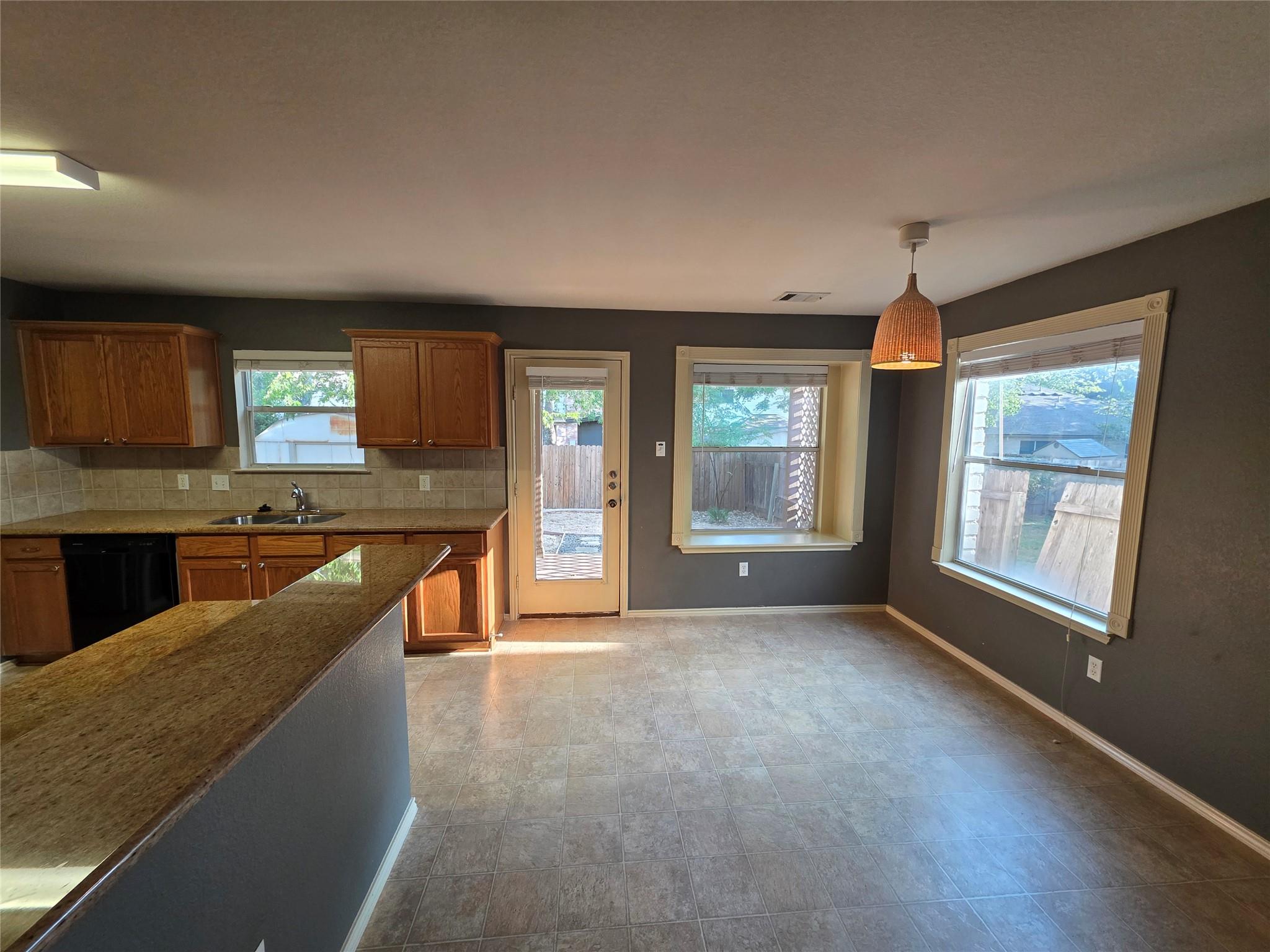 2210 Wilma Rudolph Rd Property Photo 3