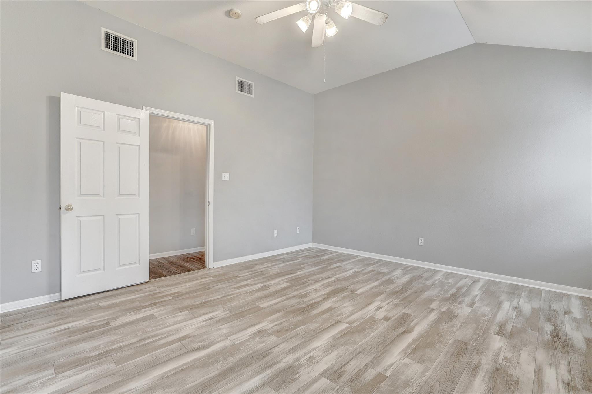 1307 Ridgewood Dr Property Photo 19