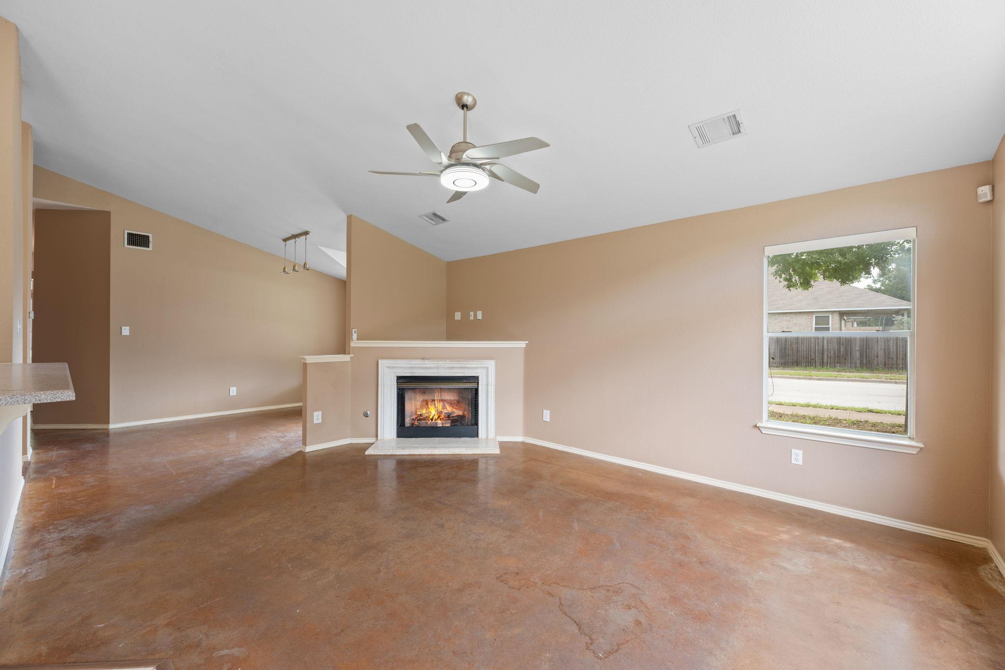 517 Paso Fino Trl Property Photo 7