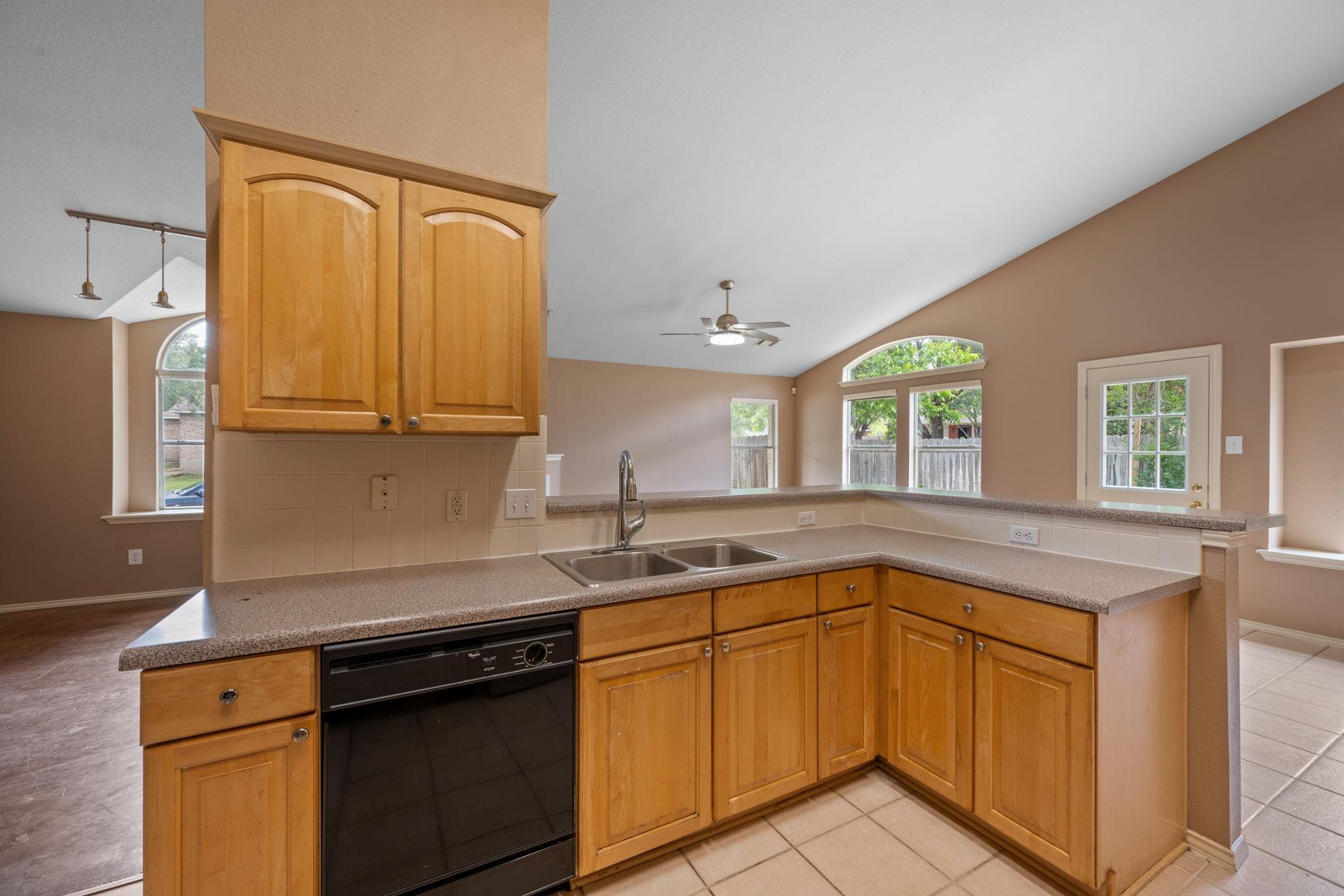 517 Paso Fino Trl Property Photo 15