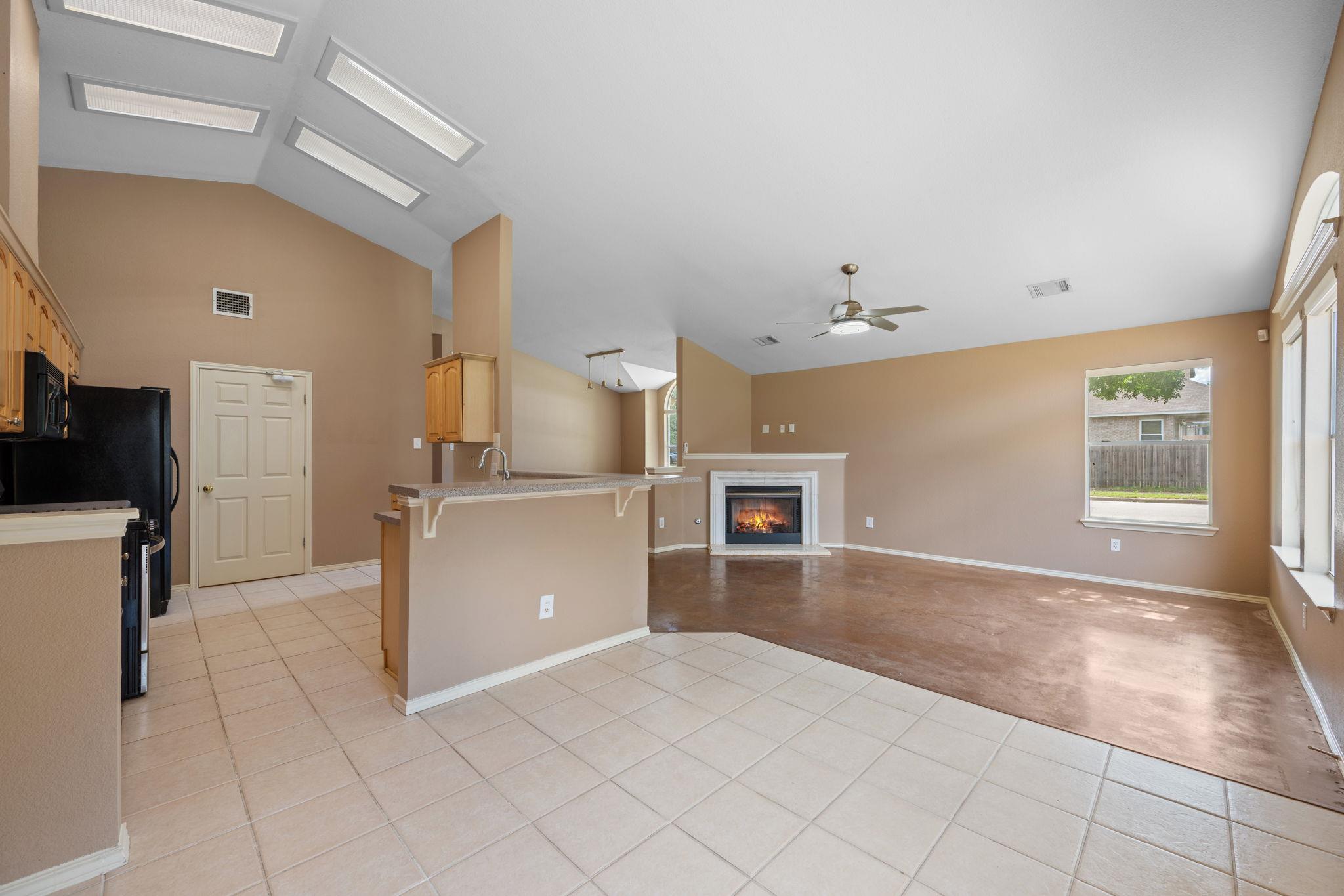 517 Paso Fino Trl Property Photo 18