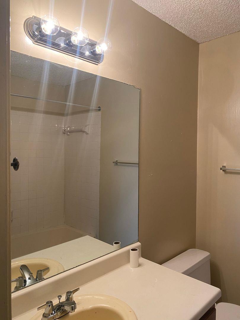 12411 Alderbrook Dr A Property Photo 7